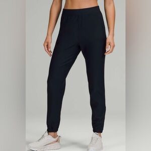 Lululemon Adapted State High-Rise Tech Fleece
Jogger, size 12, 28", black